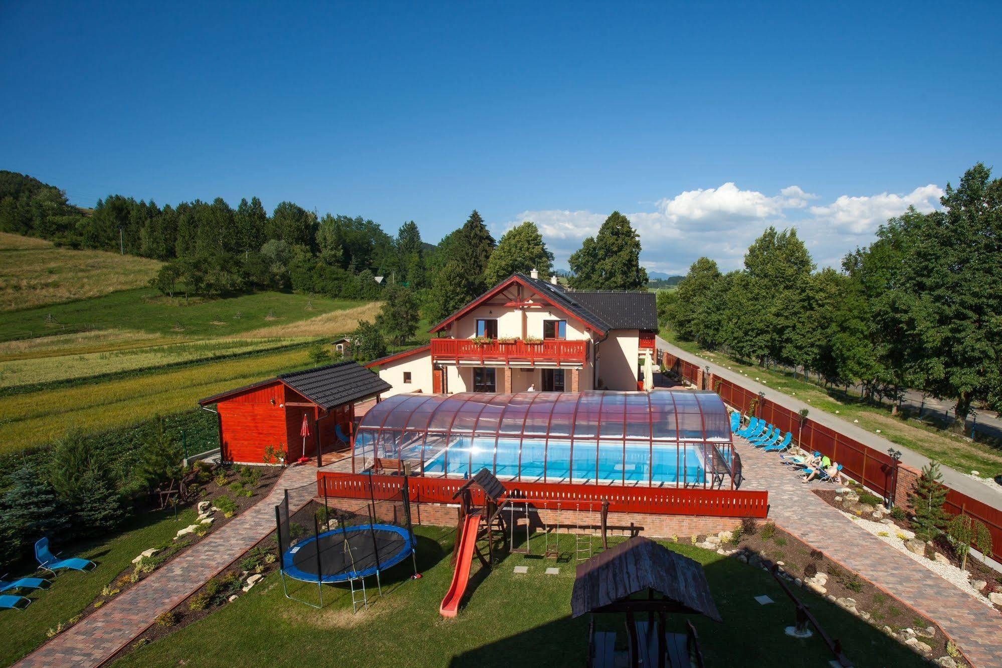 Penzion Motyl Liptovská Teplá Exterior foto